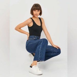 Jeans Miss Me Skinny Brodés - Taille 28x27 (Mid-Rise) - NEUF AVEC ÉTIQUETTES (NWT)